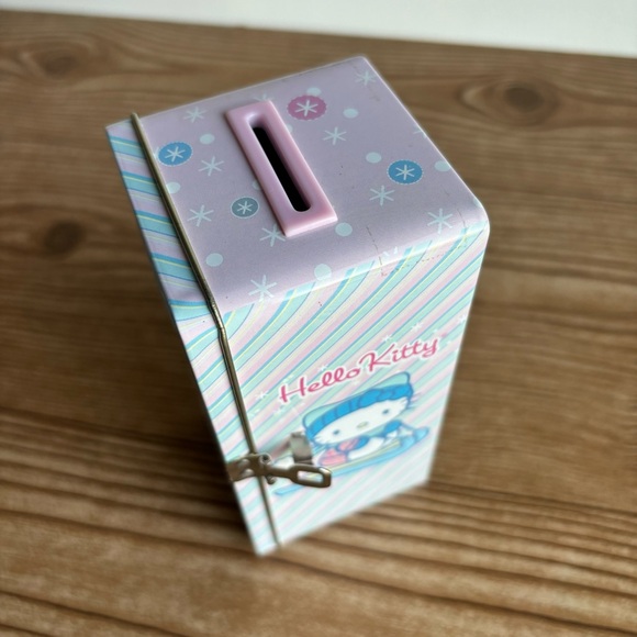 Hello Kitty 2004 Metal Tin Locker Coin Bank Pink, Blue Winter Theme - Picture 9 of 9